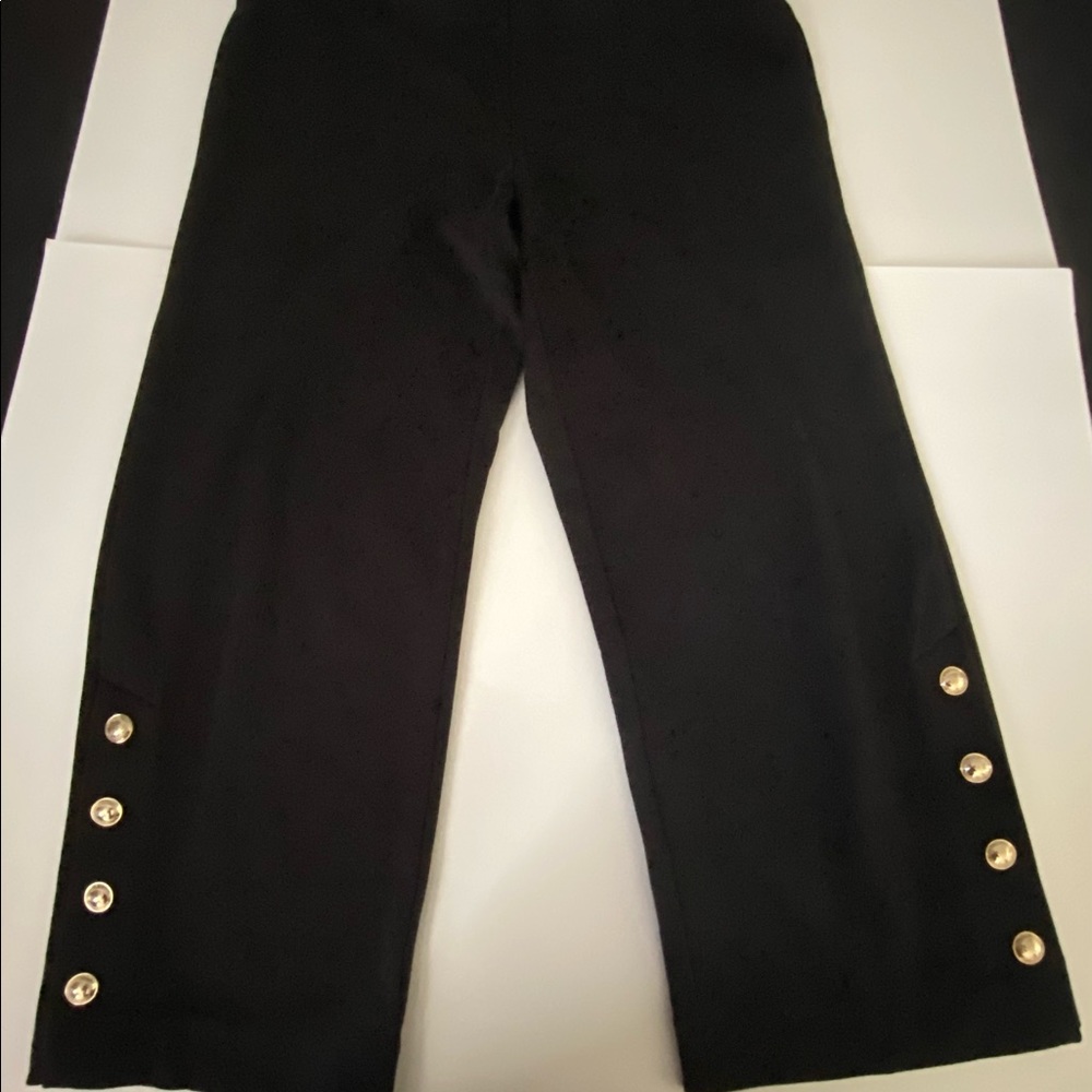 Chico’s Capri stretch pants